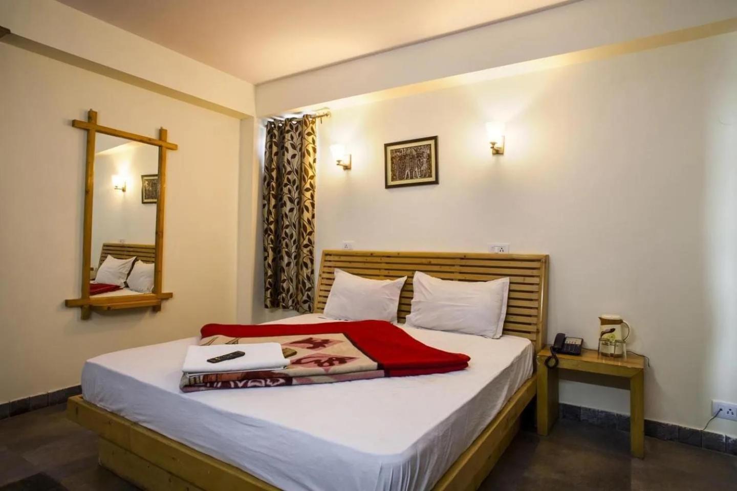 Aangan Regency Hotel Shimla Eksteriør billede