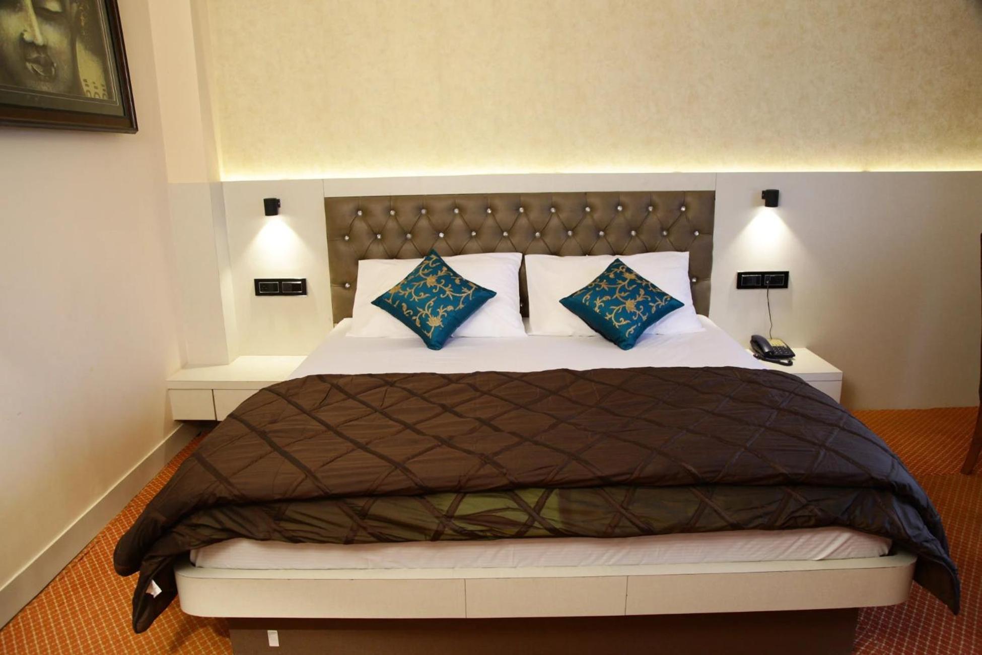 Aangan Regency Hotel Shimla Eksteriør billede